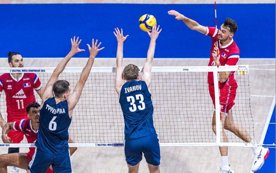 OqiTT, HBKIU, 队出色的战 OqiTT, HBKIU, 队出色的战